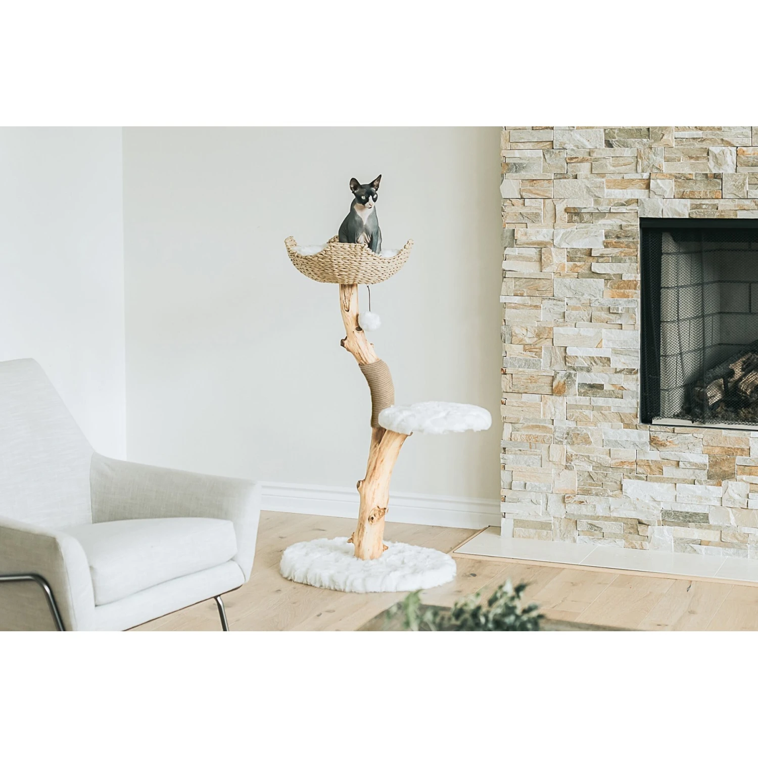 Mau Lifestyle Uni 41-in Faux Fur Basket Bed Cat Tree 2 Mau Lifestyle Uni 41-in Faux Fur Basket Bed Cat Tree - Image 2