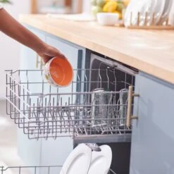 Disney Princesses Non-Skid Ceramic Cat Bowl 9 Disney Princesses Non-Skid Ceramic Cat Bowl -Pet Cat Supplies Store 291395 PT6. AC SS1800 V1633979574