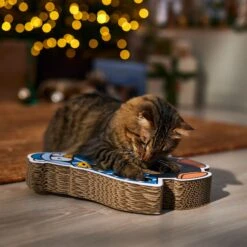 Frisco Holiday Penguin Interactive Maze & Scratch Cardboard Cat Toy With Catnip -Pet Cat Supplies Store 739766 PT4. AC SS1800 V1695046873